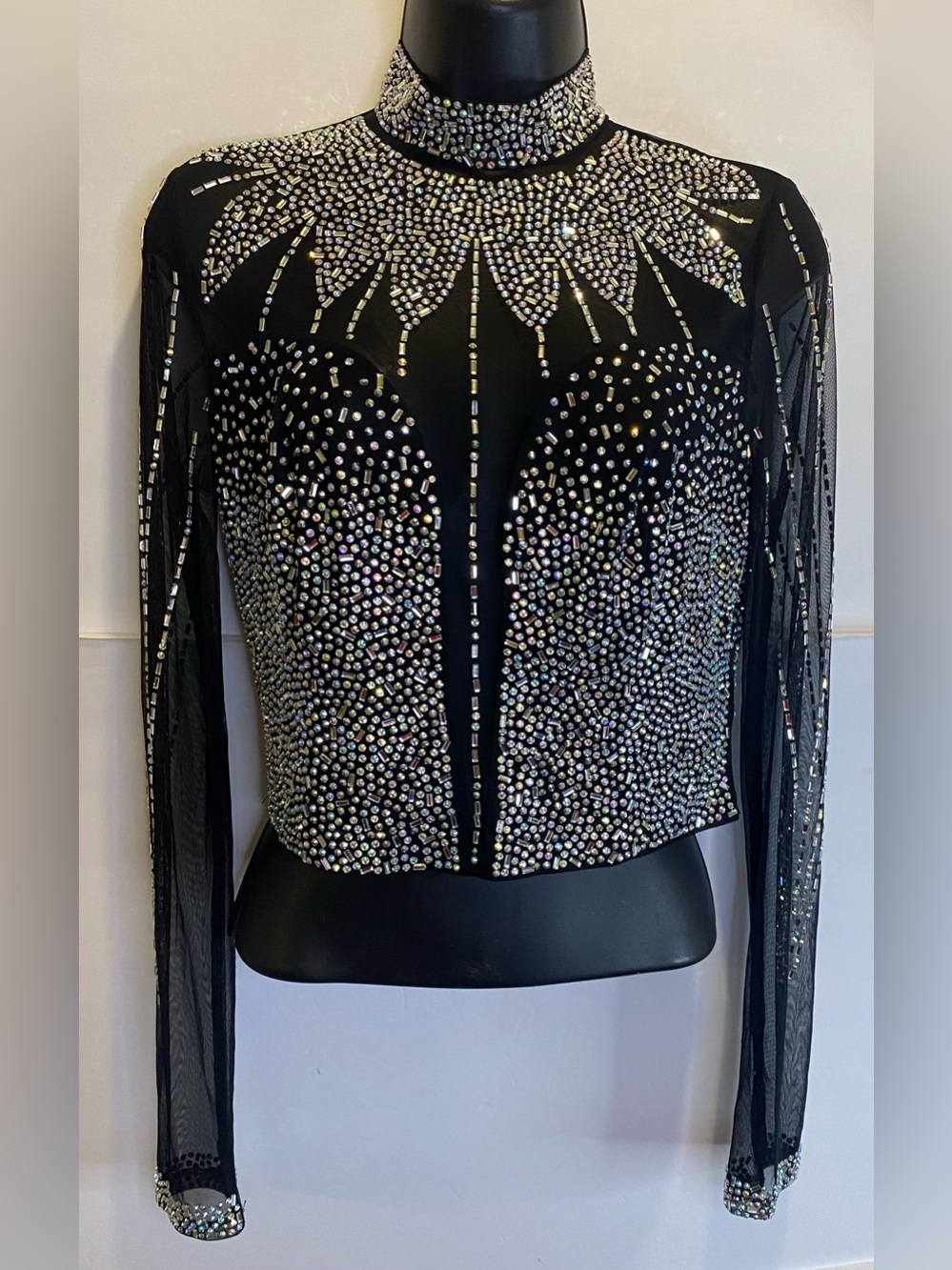 Banjul Black Sheer Crystal-Embellished Long-Sleeve Top🖤✨